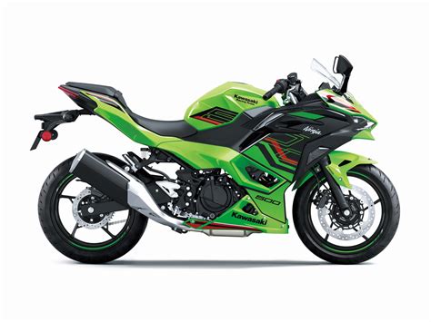 Kawasaki Ninja 500 SE .